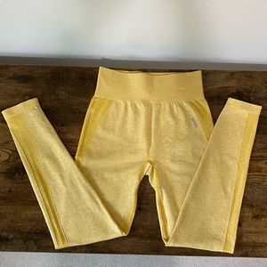 Gymshark -Flex High waisted Leggings Yellow Size: Medium